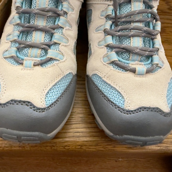 Bearpaw Hiking Boots Ridgewood Suede Waterproof Trails 9 NWT - Picture 4 of 10